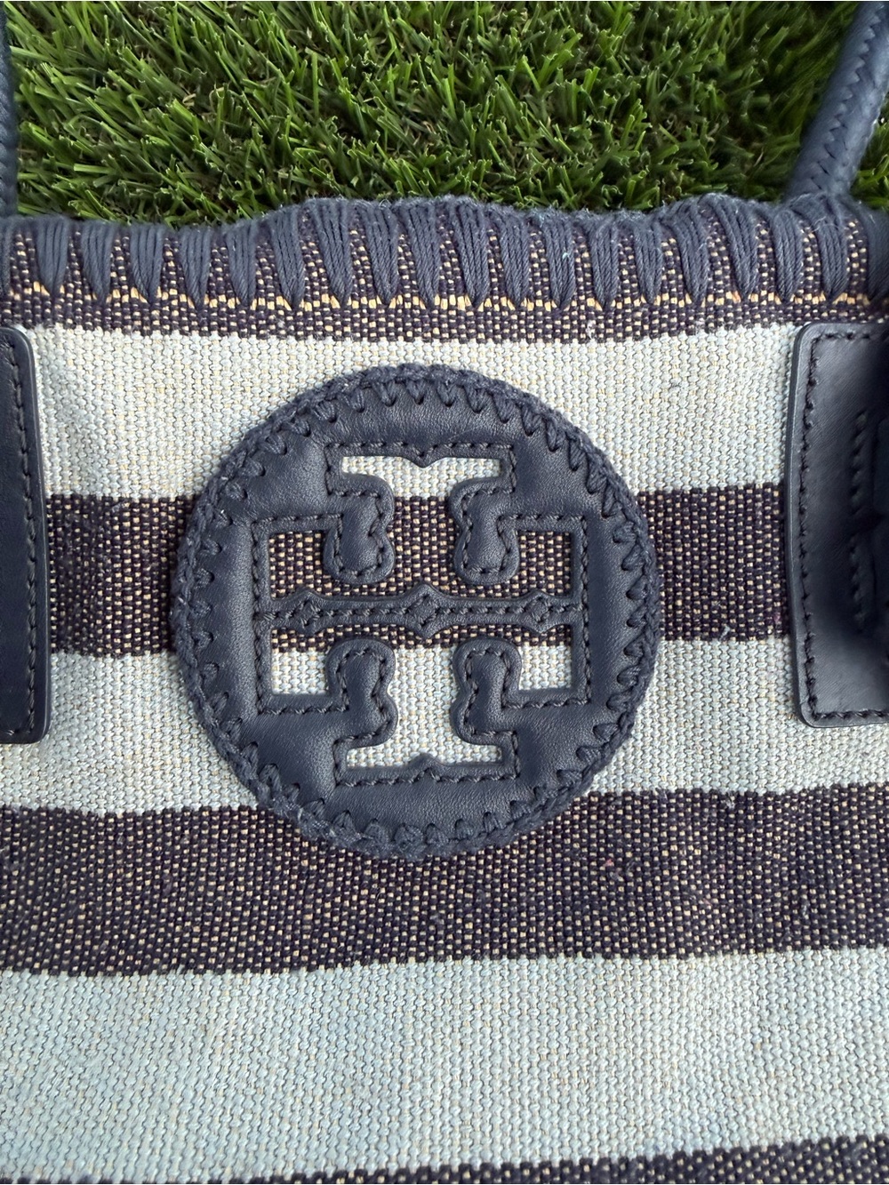 Tory Burch Vintage Navy & Light Blue Striped Canvas Tote with Logo Patch - Beach - Picture 5 of 13